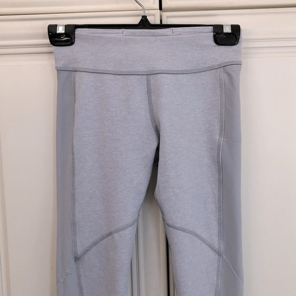 Ivivva by Lululemon yoga crops - Picture 2 of 10